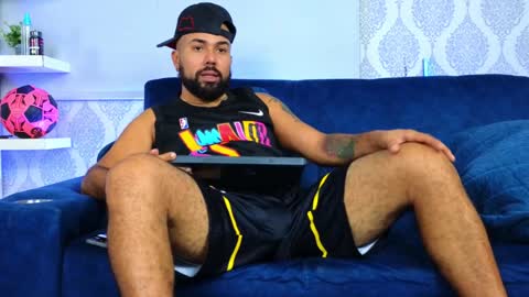 Snapshot of michaell_twink chatting on 23, 12, 2024 Michaell online show from 23, 12, 2024