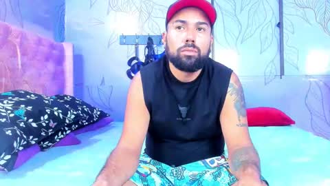 Snapshot of michaell_twink chatting on 7, 1, 2025 Michaell online show from 7, 1, 2025