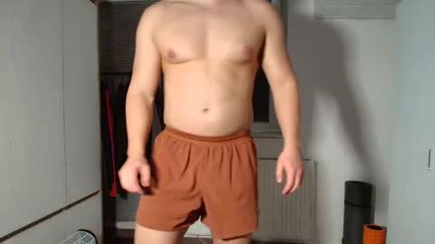 Snapshot of michaelos11 chatting on 5, 3, 2026 michaelos11 online show from 5, 3, 2026