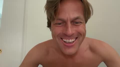 michall941072 online show from 20, 4, 2026