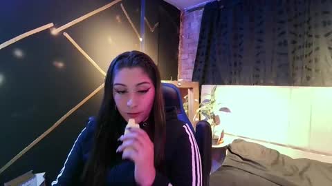 Snapshot of michell_h chatting on 22, 5, 2026 Nani online show from 22, 5, 2026