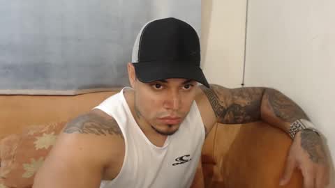 Snapshot of michelle_allen0104 chatting on 7, 1, 2025 michelle_allen0104 online show from 7, 1, 2025