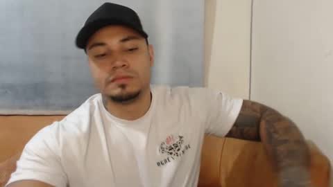 Snapshot of michelle_allen0104 chatting on 8, 1, 2025 michelle_allen0104 online show from 8, 1, 2025