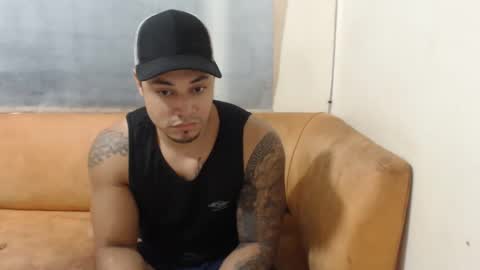 michelle_allen0104 online show from 24, 1, 2025