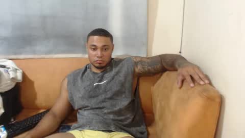 Snapshot of michelle_allen0104 chatting on 12, 3, 2025 michelle_allen0104 online show from 12, 3, 2025