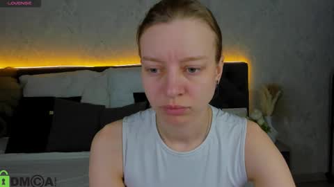 michelle_blond online show from 2, 2, 2026