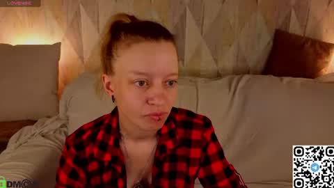 Snapshot of michelle_blond chatting on 15, 6, 2026 michelle_blond online show from 15, 6, 2026