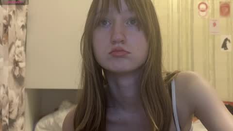 michelle_neely online show from 28, 10, 2025