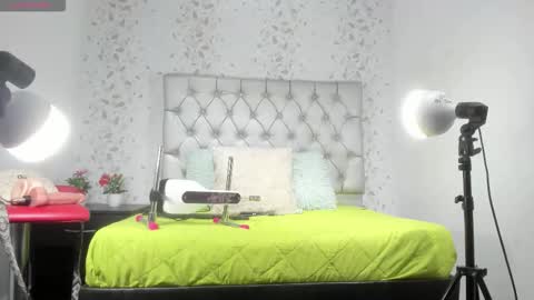 michelle perla online show from 27, 10, 2025