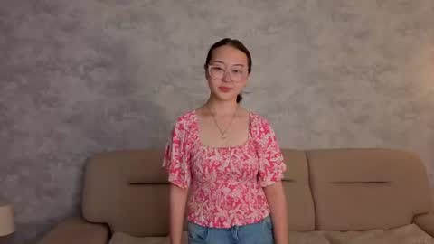 Snapshot of michellespinn chatting on 8, 7, 2026 Mio online show from 8, 7, 2026