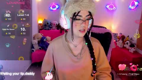   online show from 11, 11, 2025