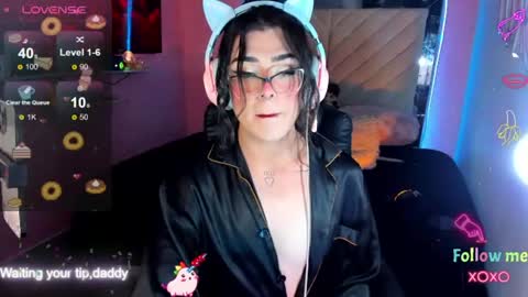 Snapshot of michellevanss22 chatting on 25, 7, 2026 online show from 25, 7, 2026