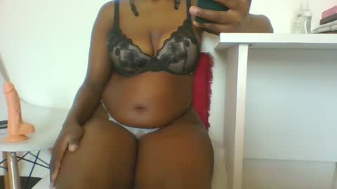 Snapshot of michellevice chatting on 20, 10, 2025 michellevice online show from 20, 10, 2025