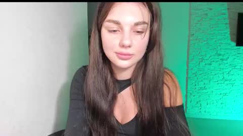 Michellee online show from 13, 10, 2025