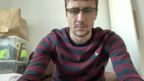 Snapshot of michgabo chatting on 8, 10, 2025 michgabo online show from 8, 10, 2025