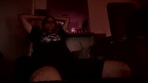 mick_gee online show from 5, 4, 2026
