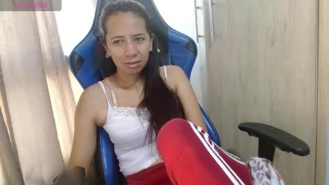 Snapshot of miculohot chatting on 5, 5, 2026 vanesa sexy online show from 5, 5, 2026