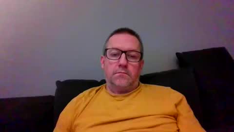 Snapshot of middleton2021 chatting on 5, 2, 2025 middleton2021 online show from 5, 2, 2025