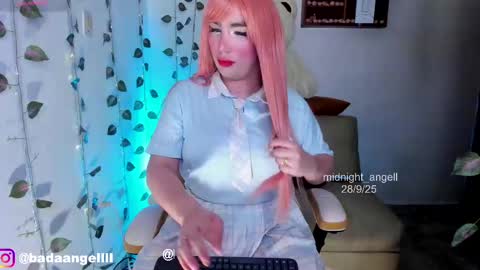 Snapshot of midnight_angell chatting on 29, 9, 2025 online show from 29, 9, 2025