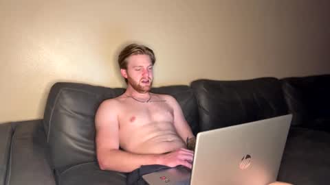 SexyLatinaCouple online show from 5, 12, 2025