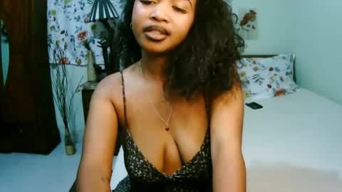 Snapshot of miel_07 chatting on 16, 5, 2026 miel_07 online show from 16, 5, 2026