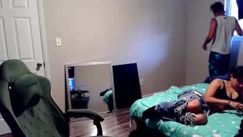 mifriend1998 online show from 11, 3, 2026