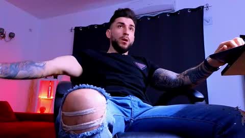 MightyAaron online show from 7, 2, 2026