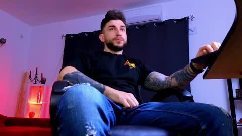 MightyAaron online show from 1, 4, 2026