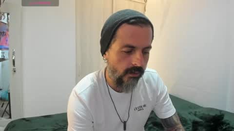 Snapshot of miguel_angeel_ chatting on 26, 6, 2026 Miguel Angel online show from 26, 6, 2026