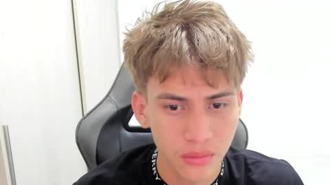 Miguel Hernandez online show from 23, 10, 2025