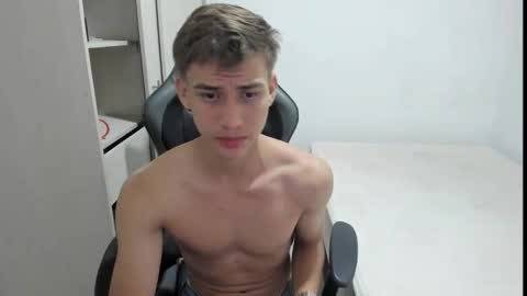 Miguel Hernandez online show from 15, 11, 2025