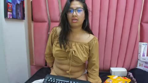 Snapshot of miha_smith chatting on 20, 11, 2025 Miha online show from 20, 11, 2025