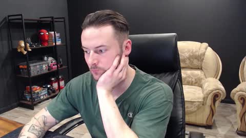 Misha Winchester online show from 16, 2, 2026