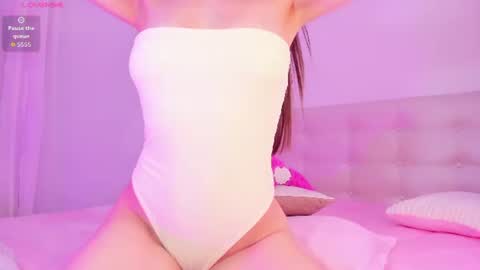 Snapshot of miia_rose12 chatting on 18, 7, 2026 miia_rose12 online show from 18, 7, 2026