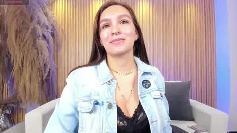 Miia 3 online show from 10, 3, 2025