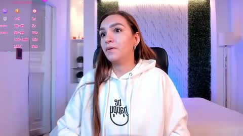 Miia 3 online show from 10, 10, 2025