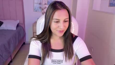 Snapshot of miia_thompson_1 chatting on 16, 6, 2026 M I I A online show from 16, 6, 2026