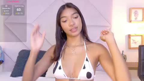 Snapshot of miiaa_spencer chatting on 2, 7, 2026 Miia online show from 2, 7, 2026