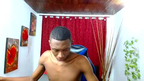 Snapshot of miilo18 chatting on 17, 5, 2026 milo online show from 17, 5, 2026