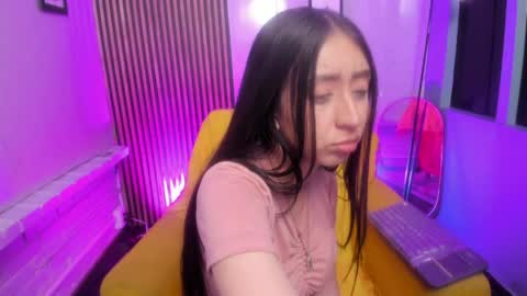 miilu  online show from 11, 4, 2026