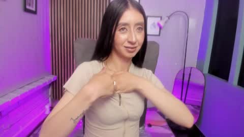 miilu  online show from 14, 5, 2026