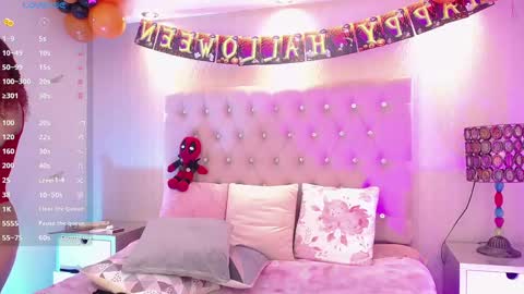 Snapshot of miilu_dancer_ chatting on 8, 10, 2025 Lucii online show from 8, 10, 2025