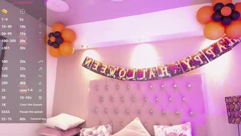 Snapshot of miilu_dancer_ chatting on 17, 10, 2025 Lucii online show from 17, 10, 2025