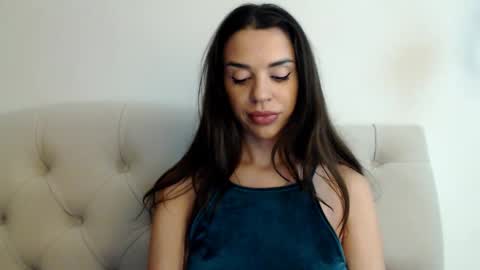 Mika online show from 11, 11, 2025