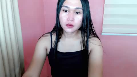 Snapshot of mika_oka chatting on 1, 3, 2025 Hi im Avah online show from 1, 3, 2025