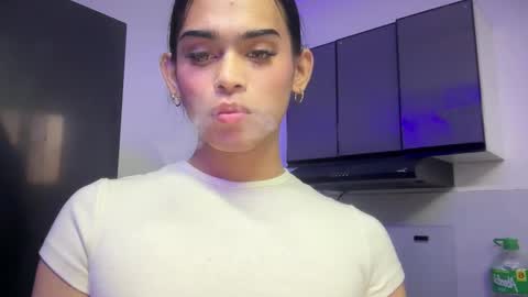 mika_pedersen online show from 17, 11, 2025