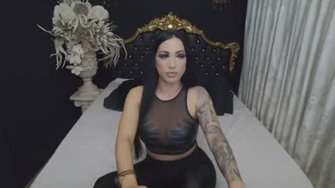 Mikaela online show from 28, 11, 2025