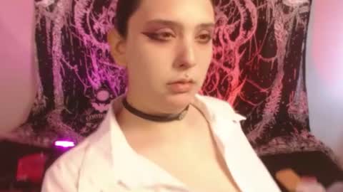 Snapshot of mikaskullcs chatting on 14, 6, 2026 Mika online show from 14, 6, 2026