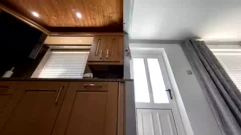 Snapshot of mike26051 chatting on 10, 9, 2025 mike26051 online show from 10, 9, 2025