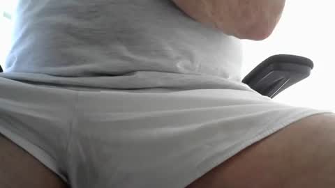 Snapshot of mike26051 chatting on 20, 6, 2026 mike26051 online show from 20, 6, 2026
